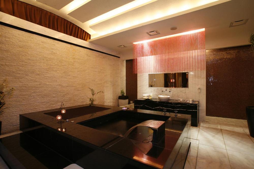 تايتشونغ Chateau Boutique Motel المظهر الخارجي الصورة